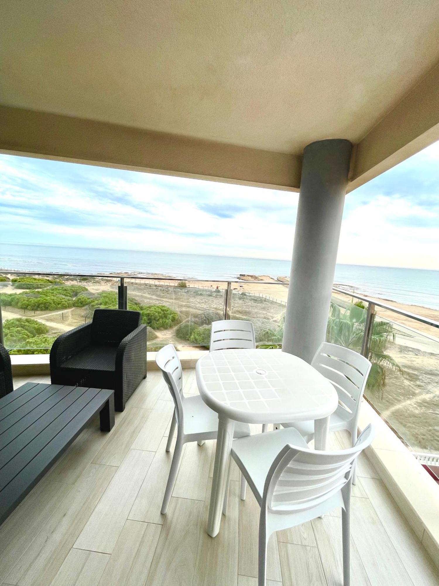 Luxury And Modern Beach Apartment With Sea Views Ла Мата Екстериор снимка