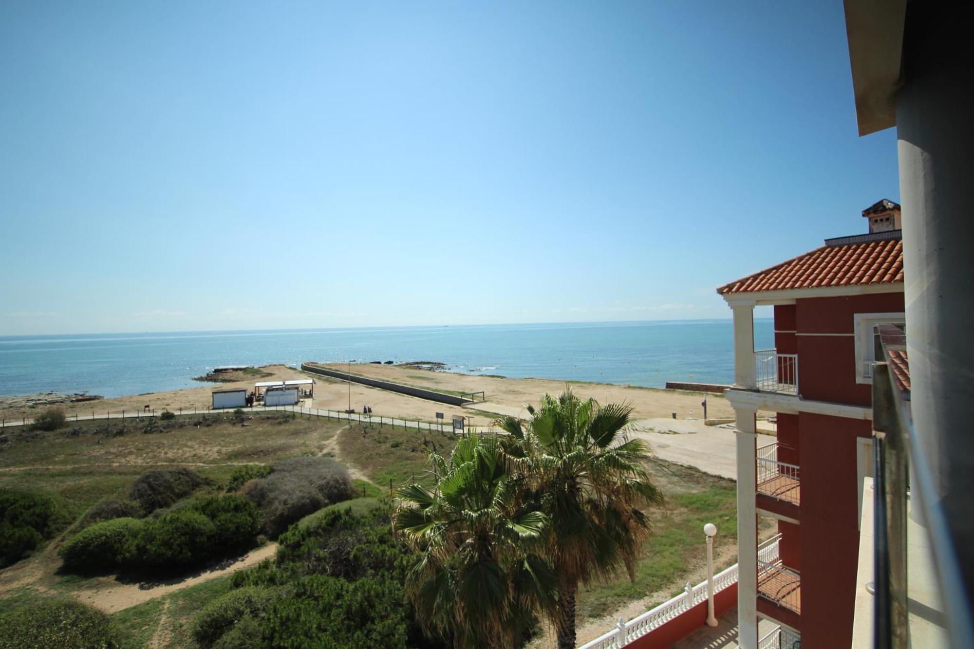 Luxury And Modern Beach Apartment With Sea Views Ла Мата Екстериор снимка