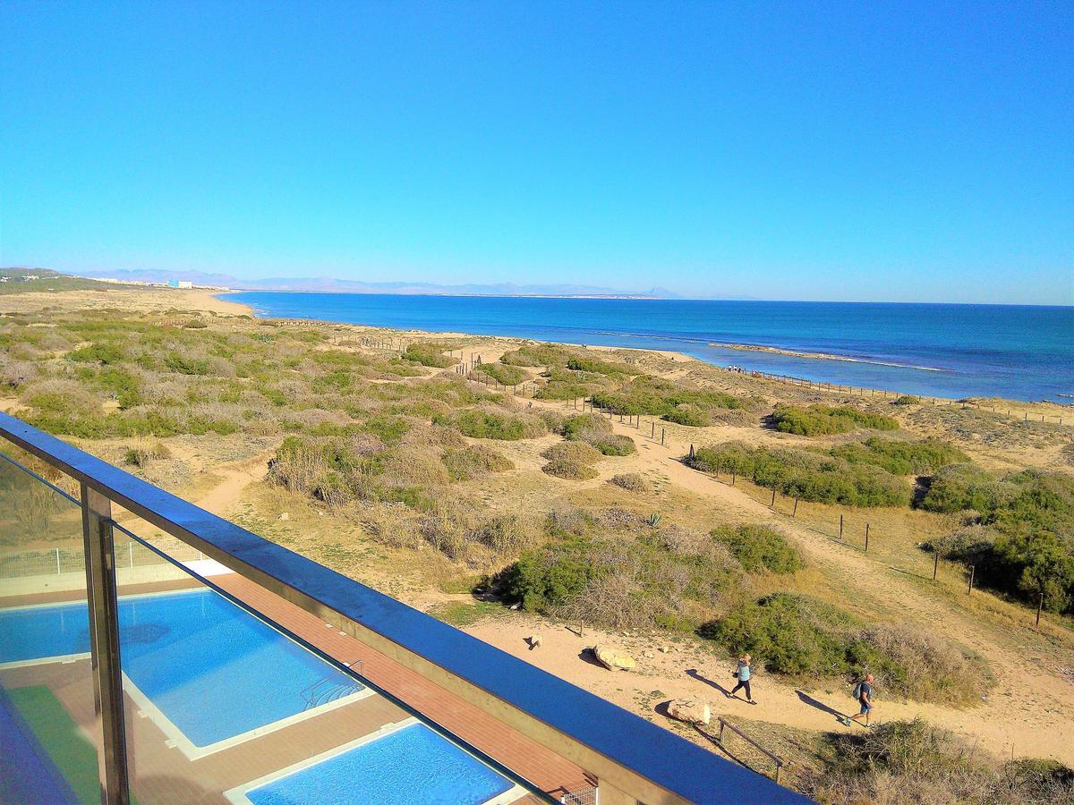 Luxury And Modern Beach Apartment With Sea Views Ла Мата Екстериор снимка